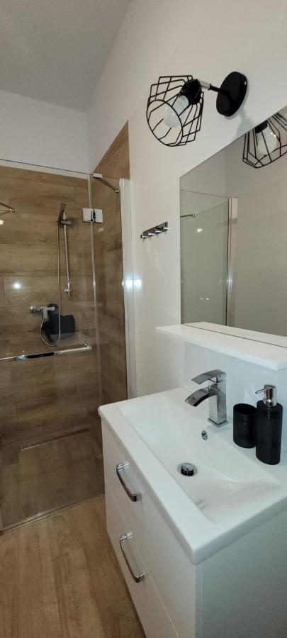 Nest Apartament Zator Luaran gambar