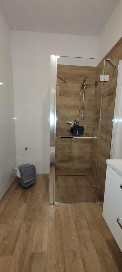 Nest Apartament Zator Luaran gambar